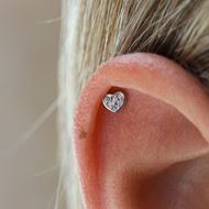 Imagen de Pendientes Mini Heart Oro Blanco 18K